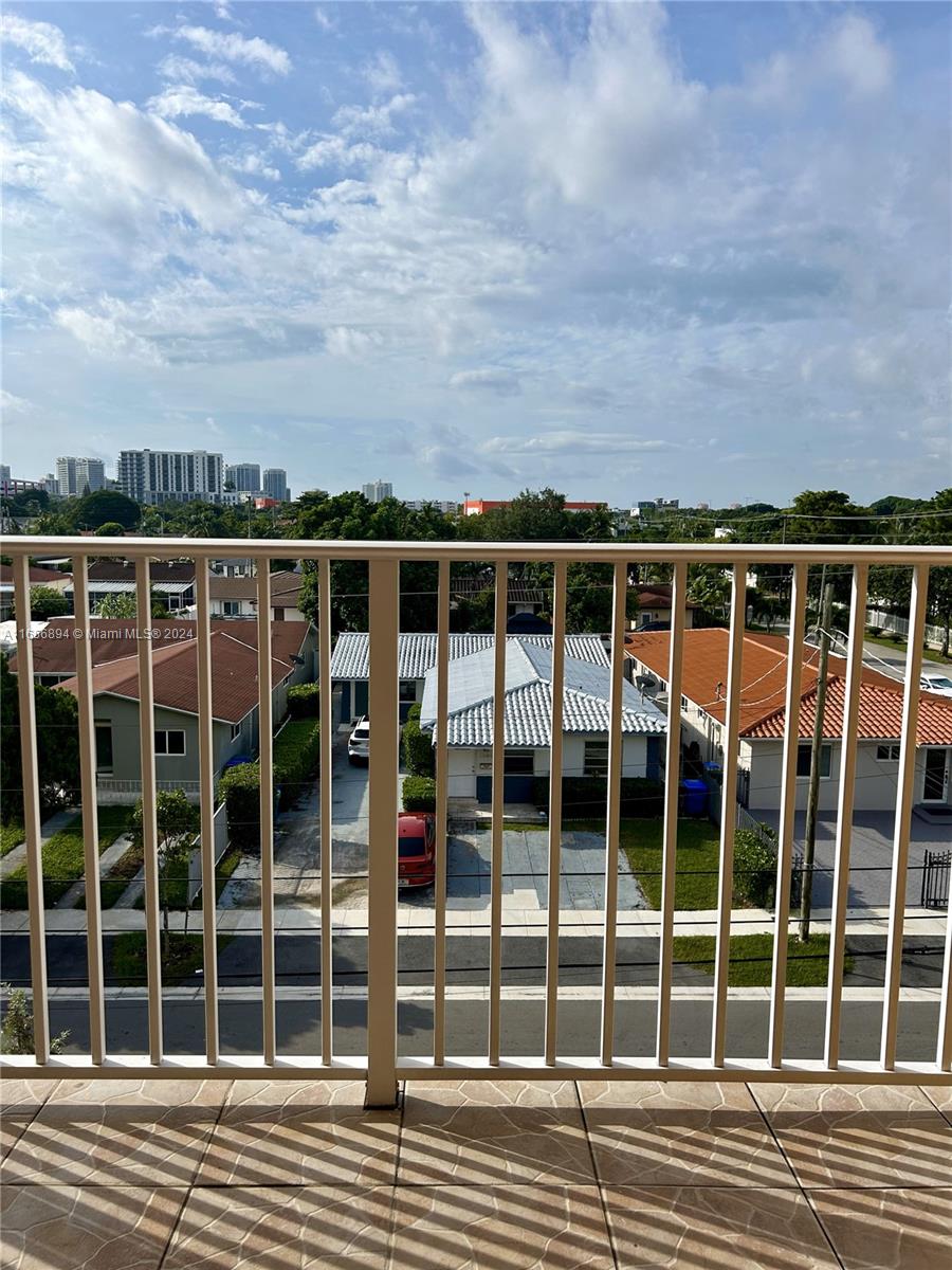 2441 SW 31st Ave # 309
