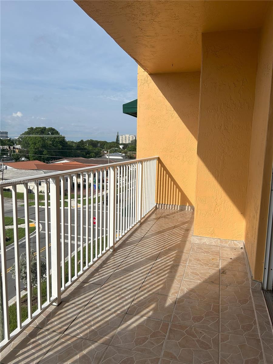2441 SW 31st Ave # 309