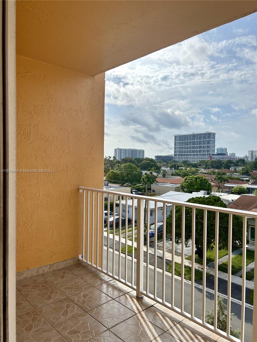 2441 SW 31st Ave # 309