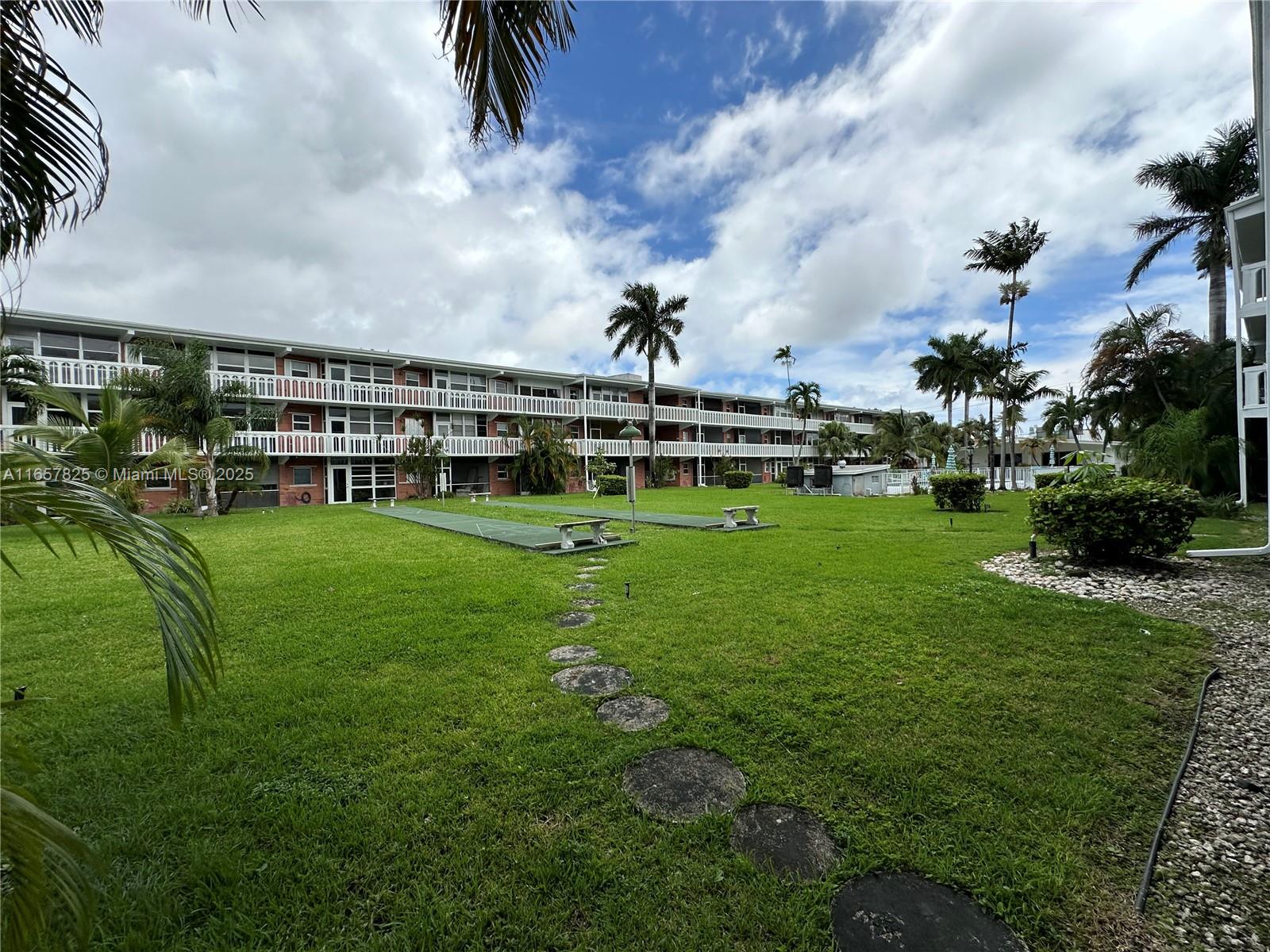 141 NE 10th Ave # 29A