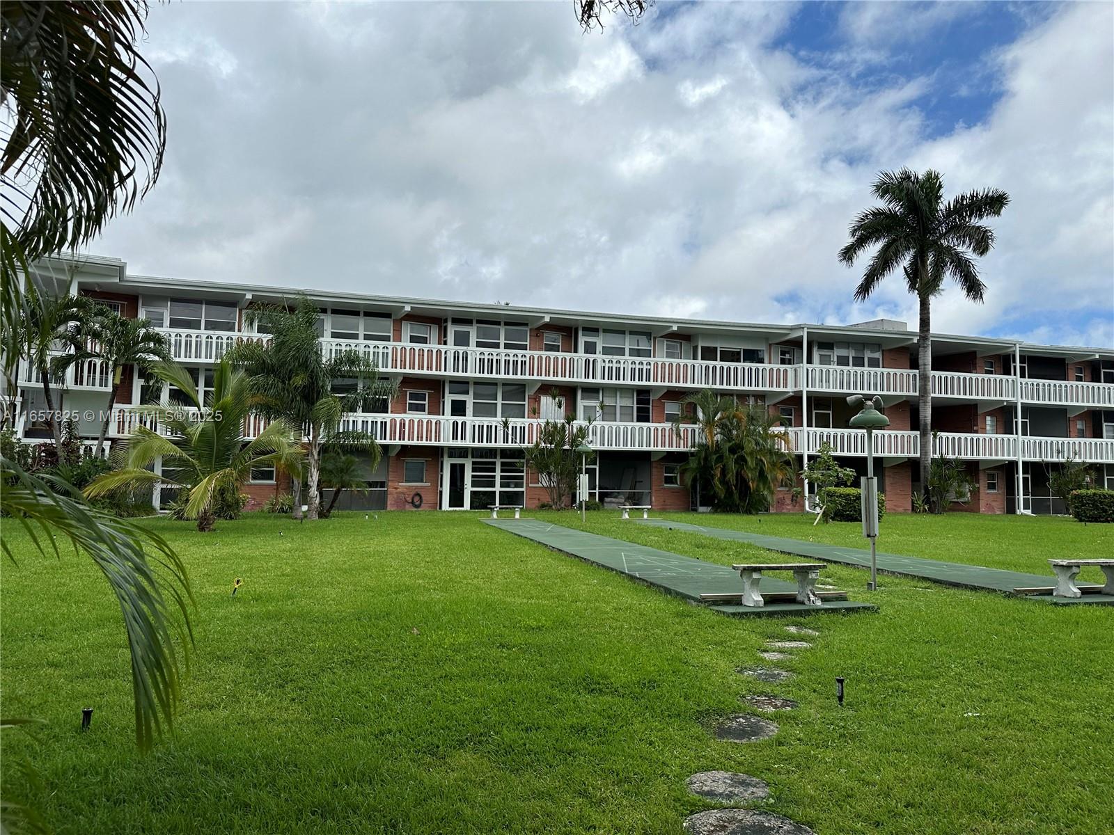 141 NE 10th Ave # 29A