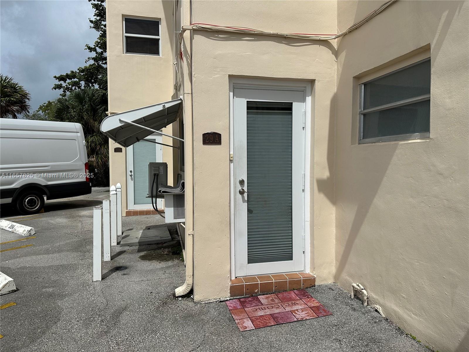 141 NE 10th Ave # 29A