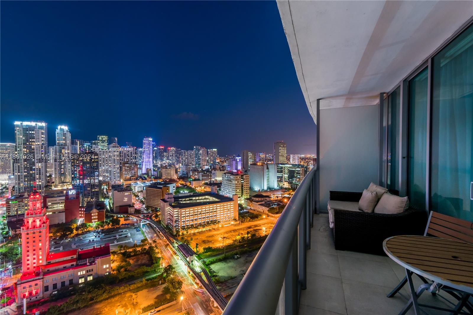 888 Biscayne Blvd # 3405