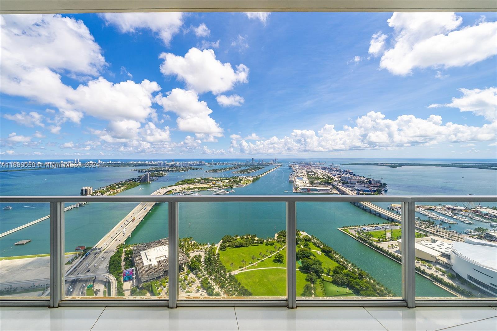 1100 Biscayne Blvd # 6004 Unit: 6003-6004