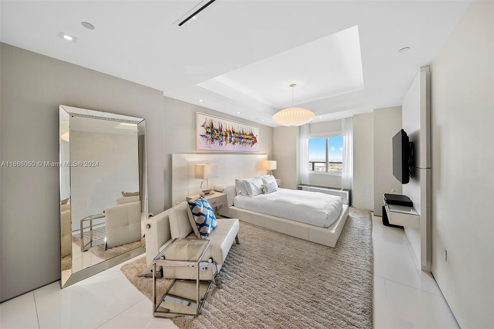1100 Biscayne Blvd # 6004 Unit: 6003-6004