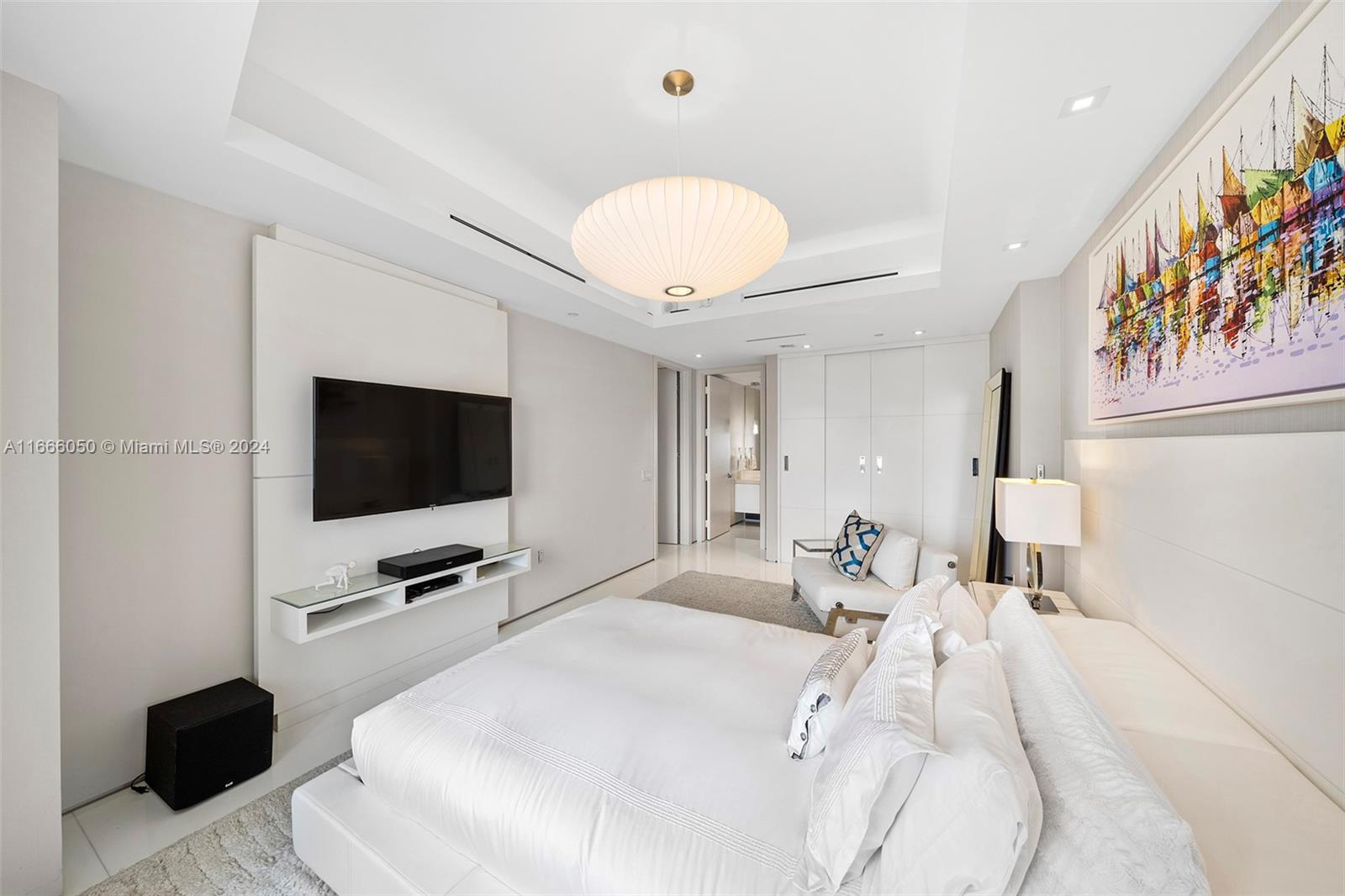 1100 Biscayne Blvd # 6004 Unit: 6003-6004