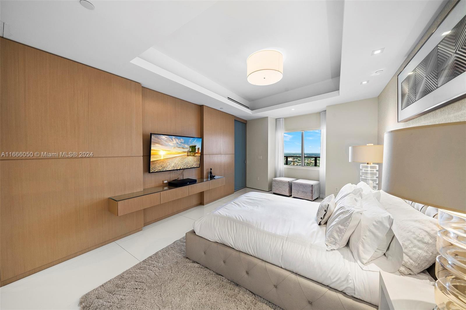 1100 Biscayne Blvd # 6004 Unit: 6003-6004