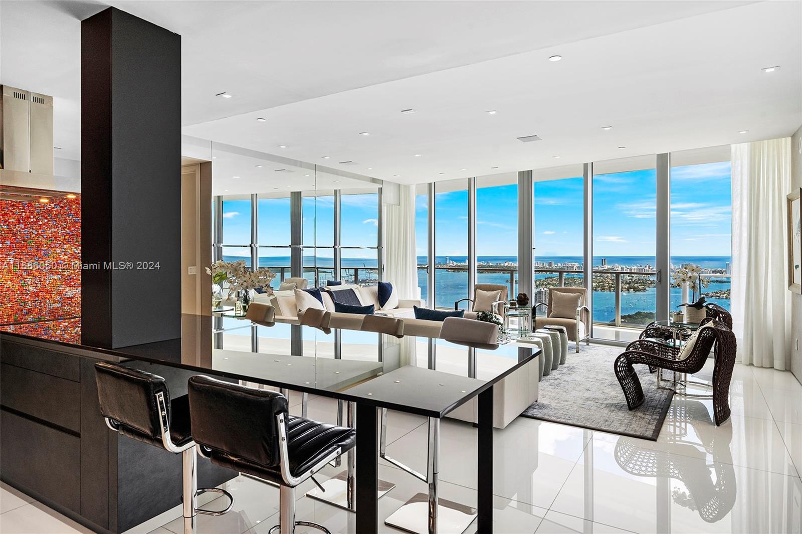 1100 Biscayne Blvd # 6004 Unit: 6003-6004