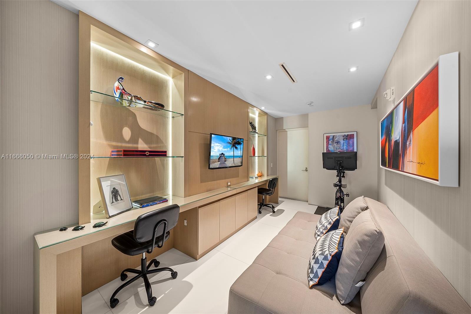 1100 Biscayne Blvd # 6004 Unit: 6003-6004