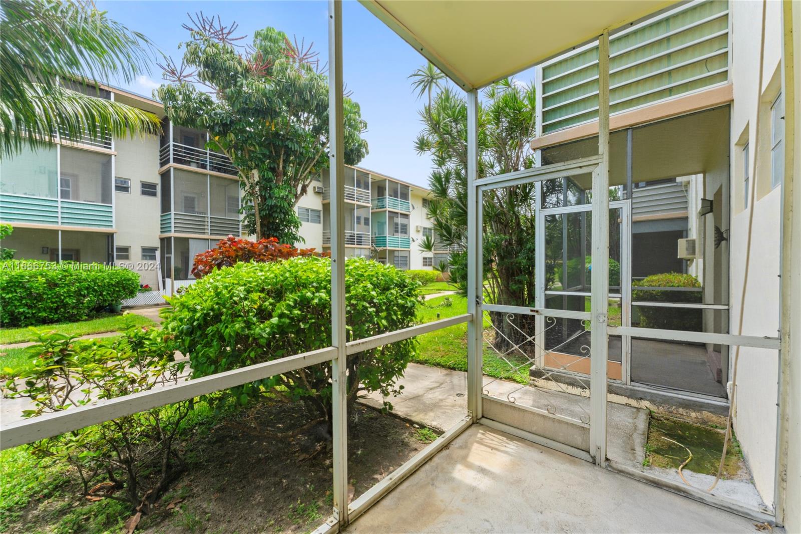 16701 NE 13th Ave # 105