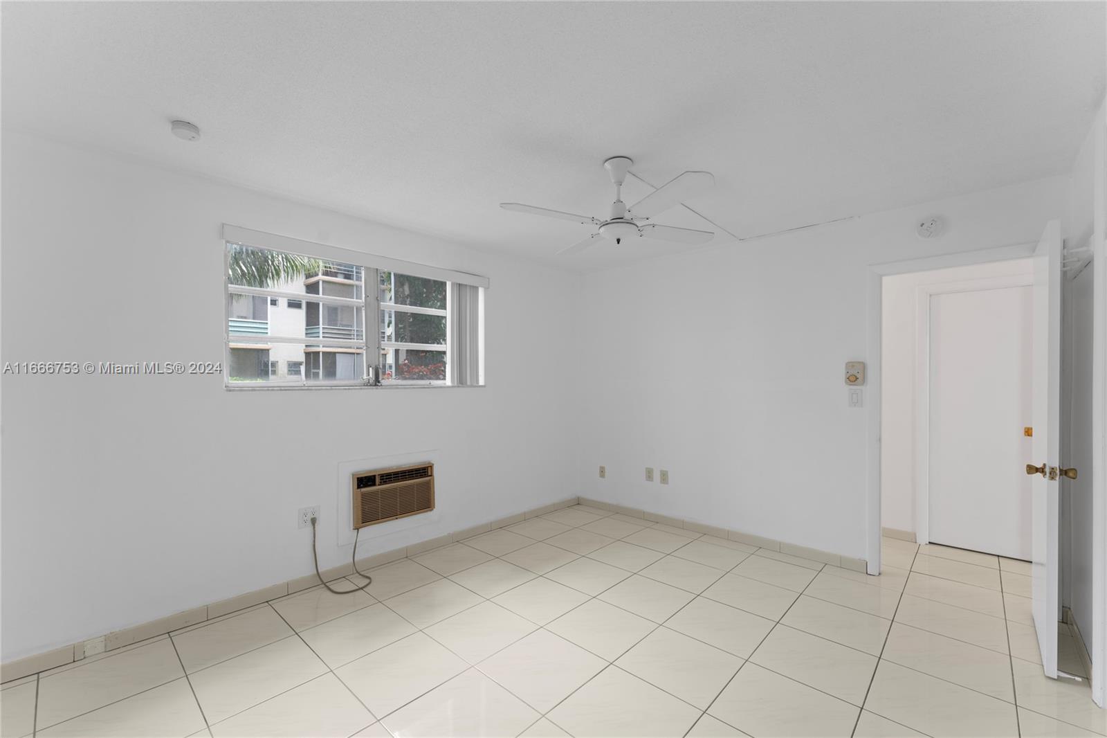16701 NE 13th Ave # 105