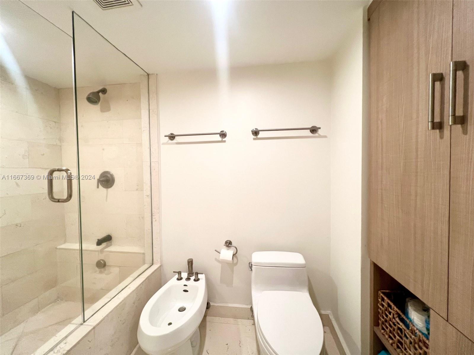 1541 Brickell Ave # A3702