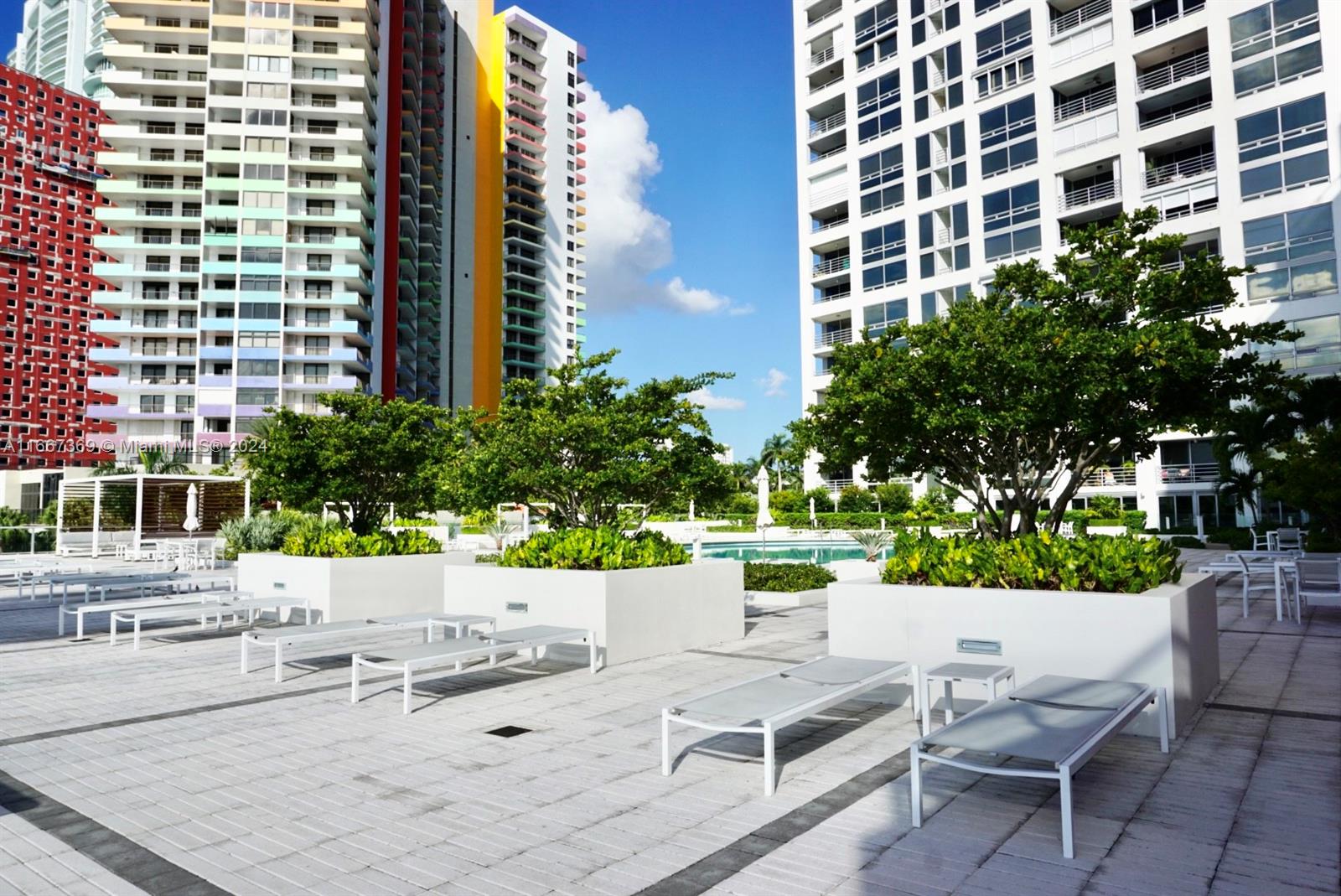 1541 Brickell Ave # A3702