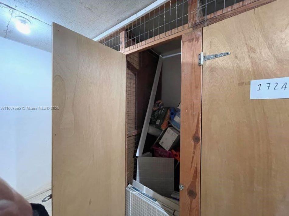 7135 Collins Ave # 1723