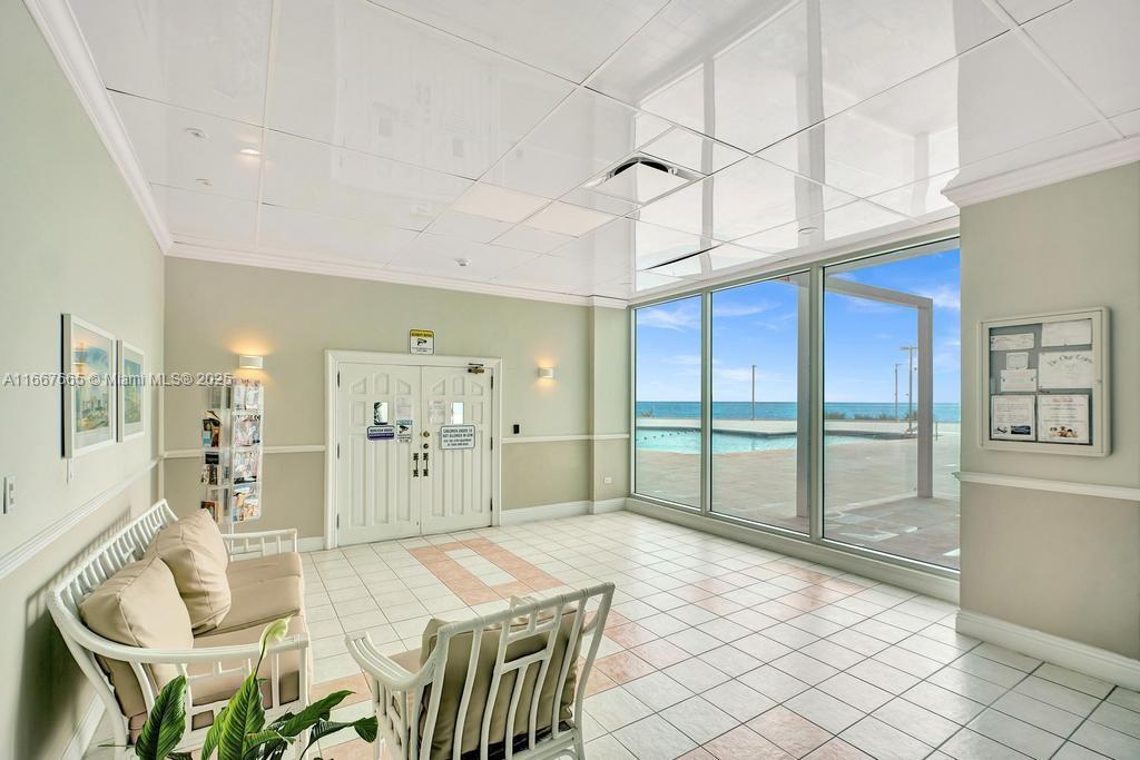 7135 Collins Ave # 1723
