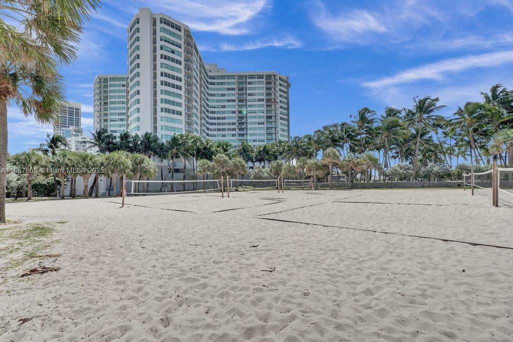 7135 Collins Ave # 1723