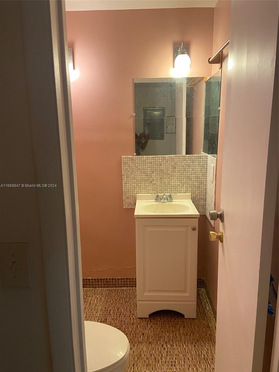 16801 NE 14th Ave # 202