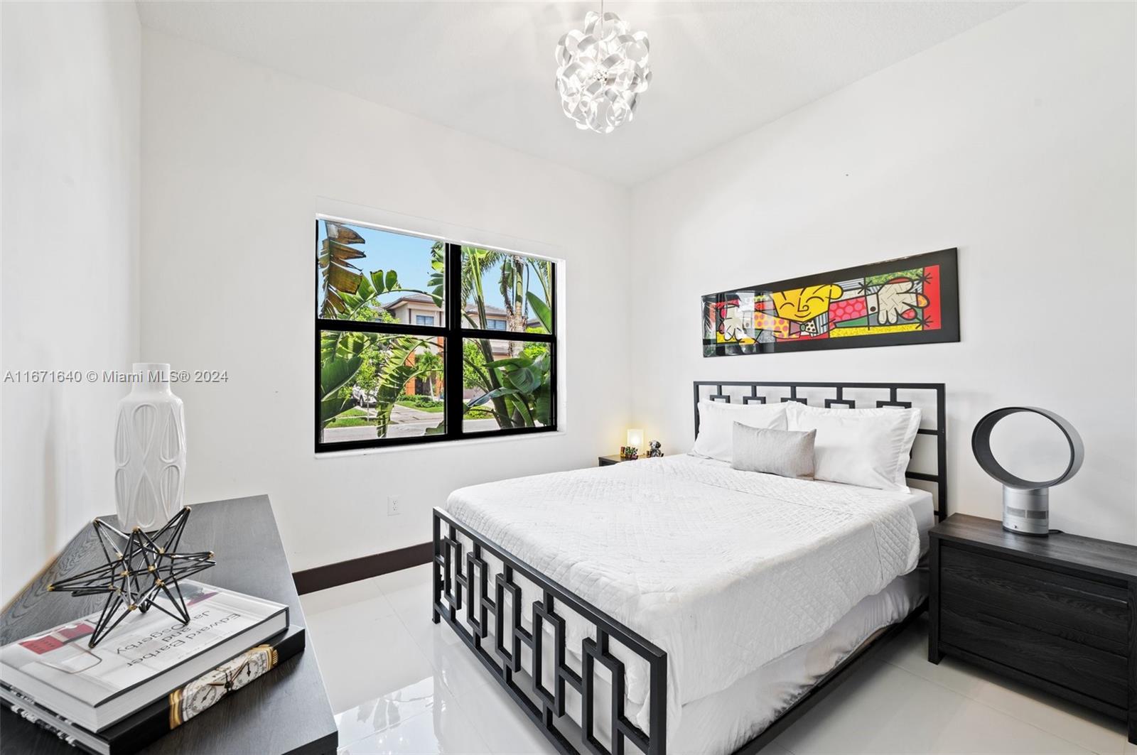 8898 NW 160th Ter