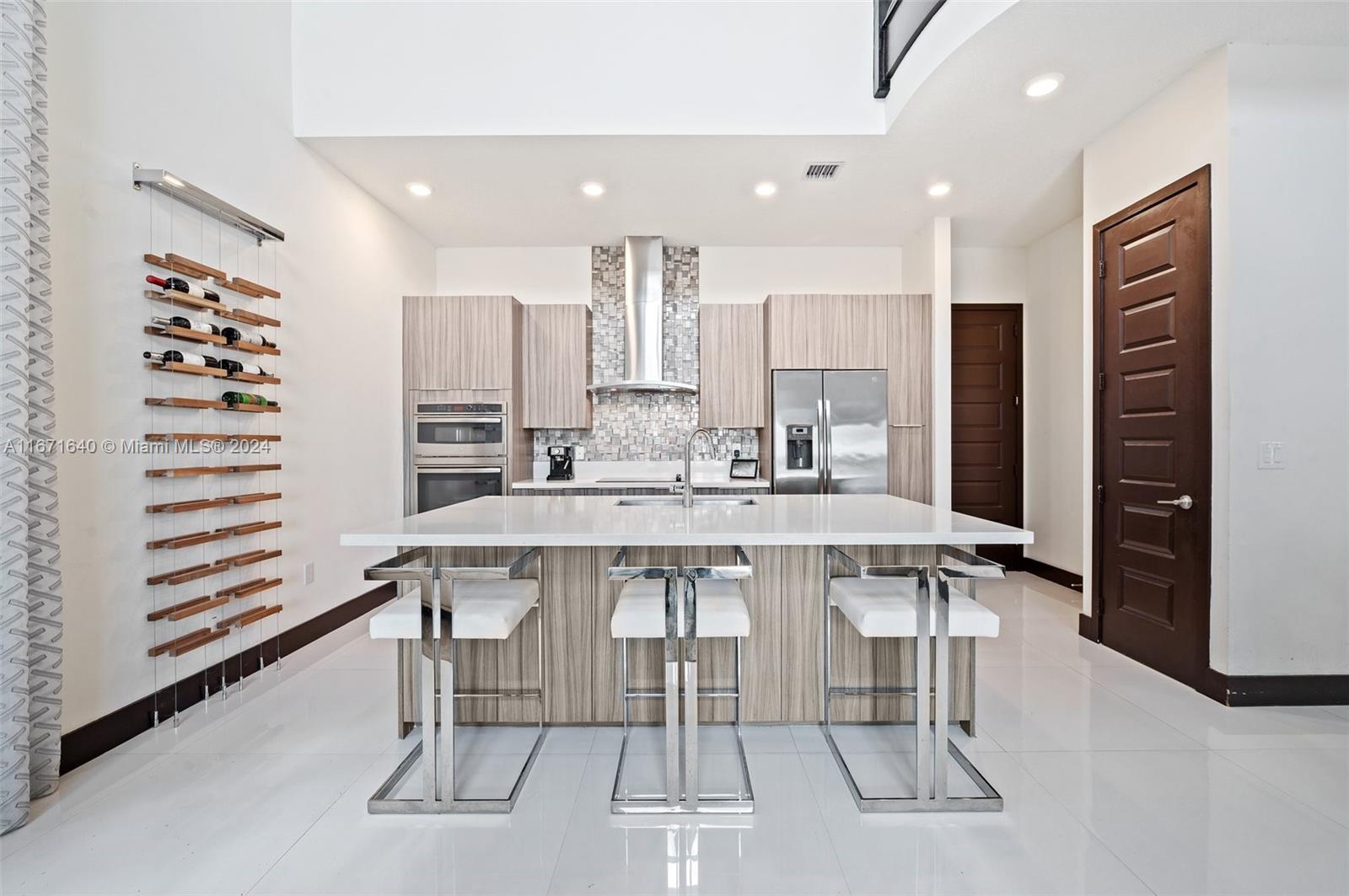 8898 NW 160th Ter