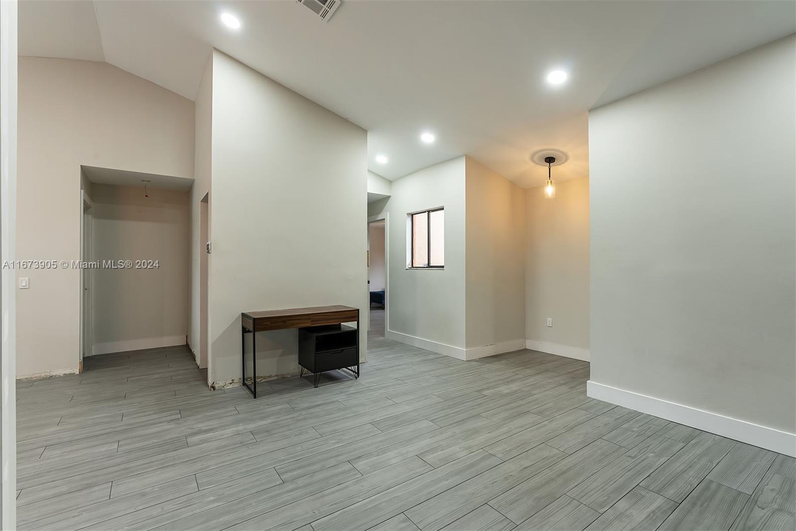 8230 NW 191st St # H Unit: 26-H