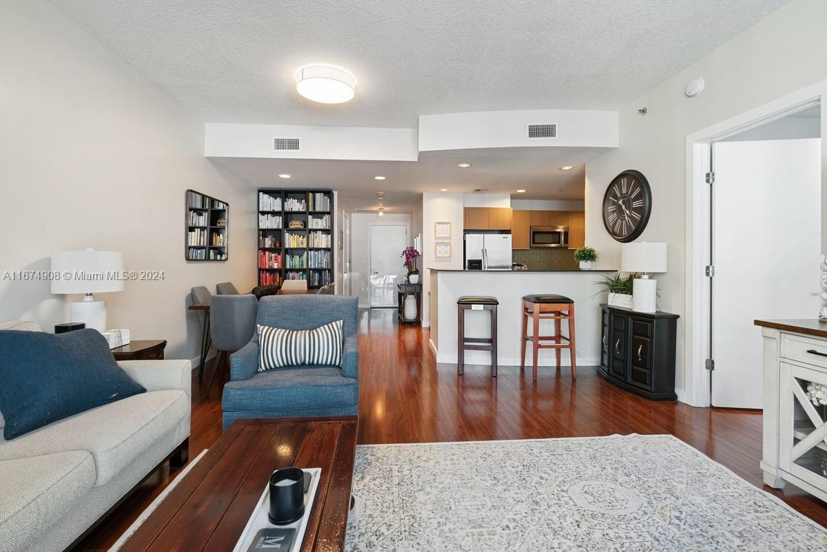 1060 Brickell Ave # 1803