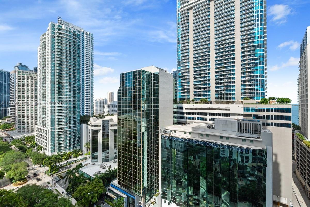 1060 Brickell Ave # 1803