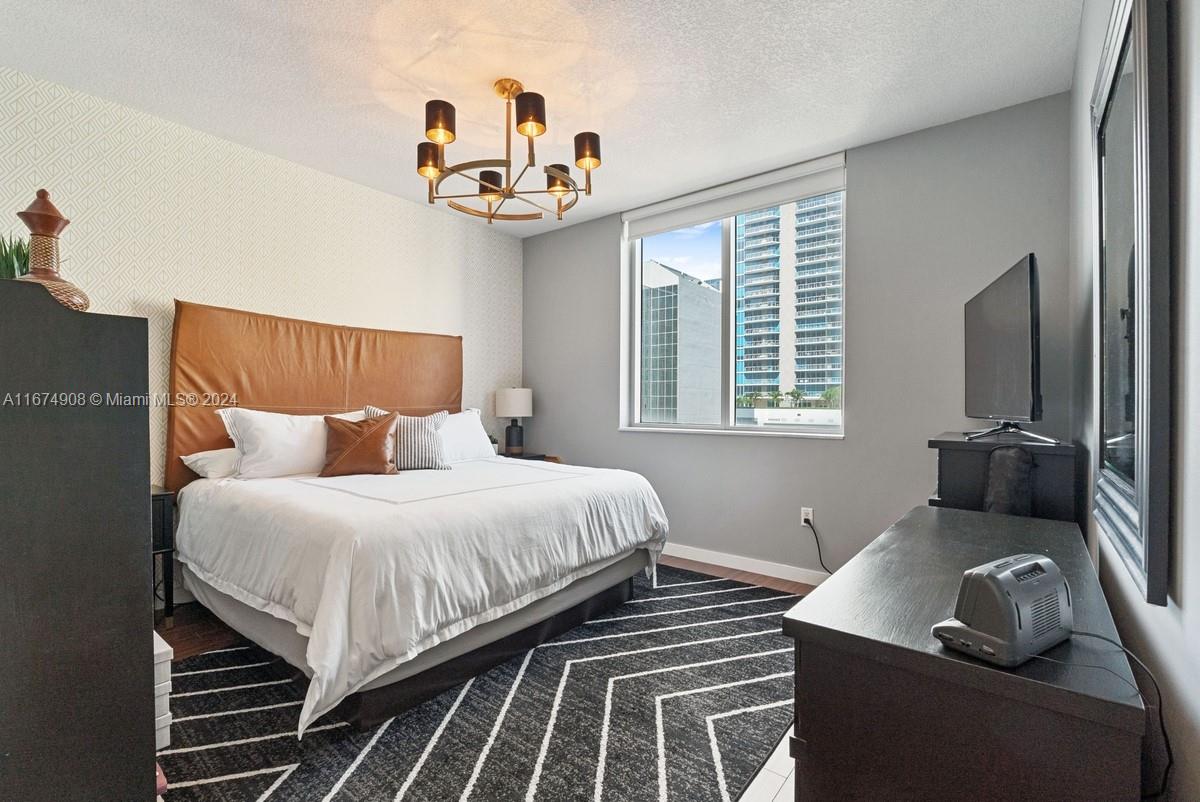 1060 Brickell Ave # 1803