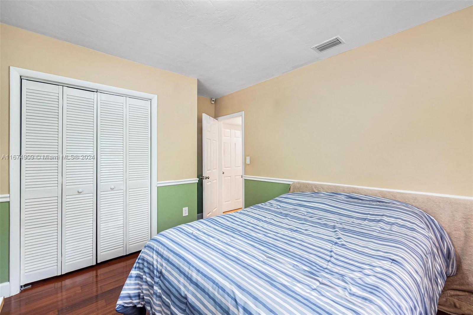 328 Alesio Ave
