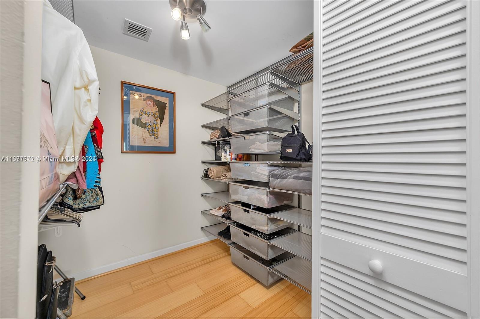 335 S Biscayne Blvd # 1603