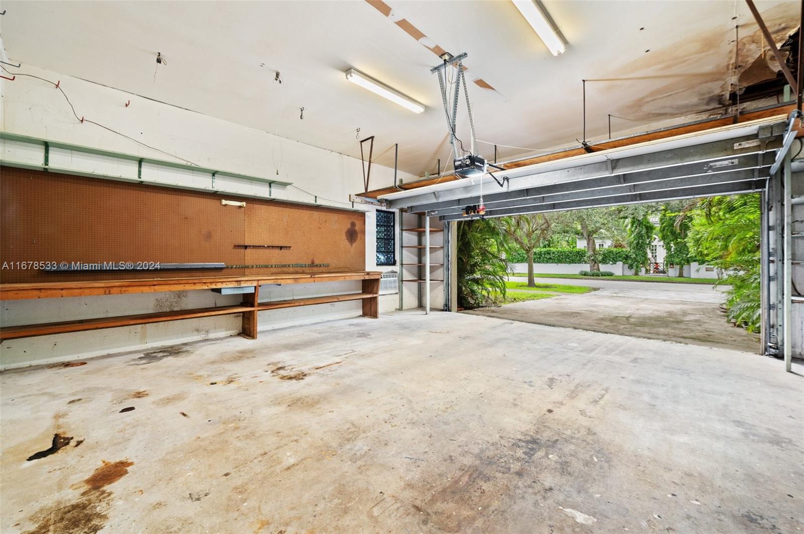 551 Bargello Ave