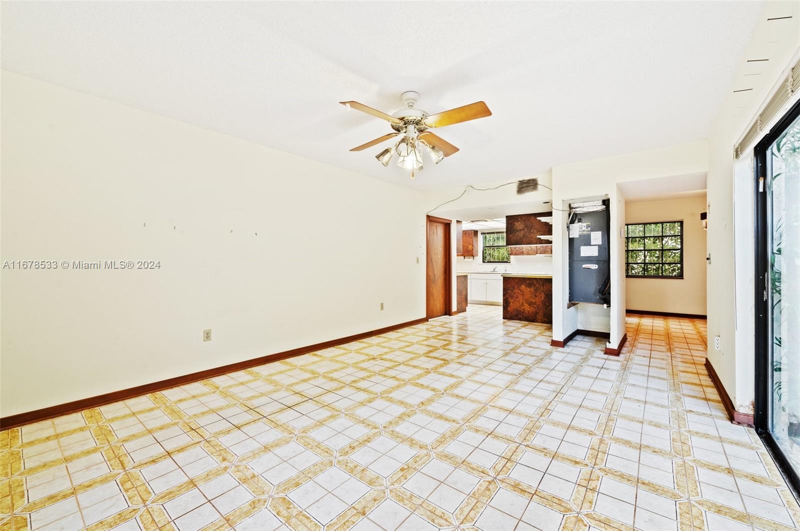 551 Bargello Ave