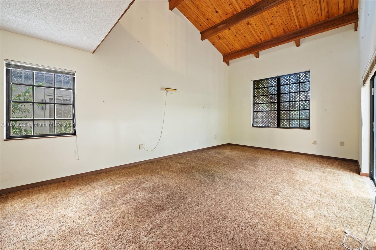 551 Bargello Ave