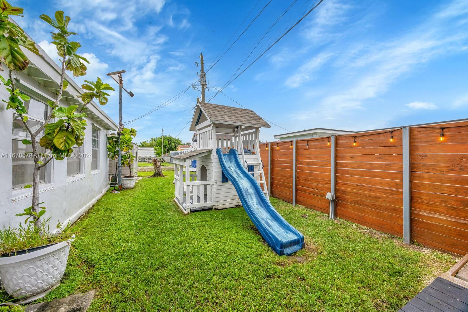 19915 SW 88th Ct