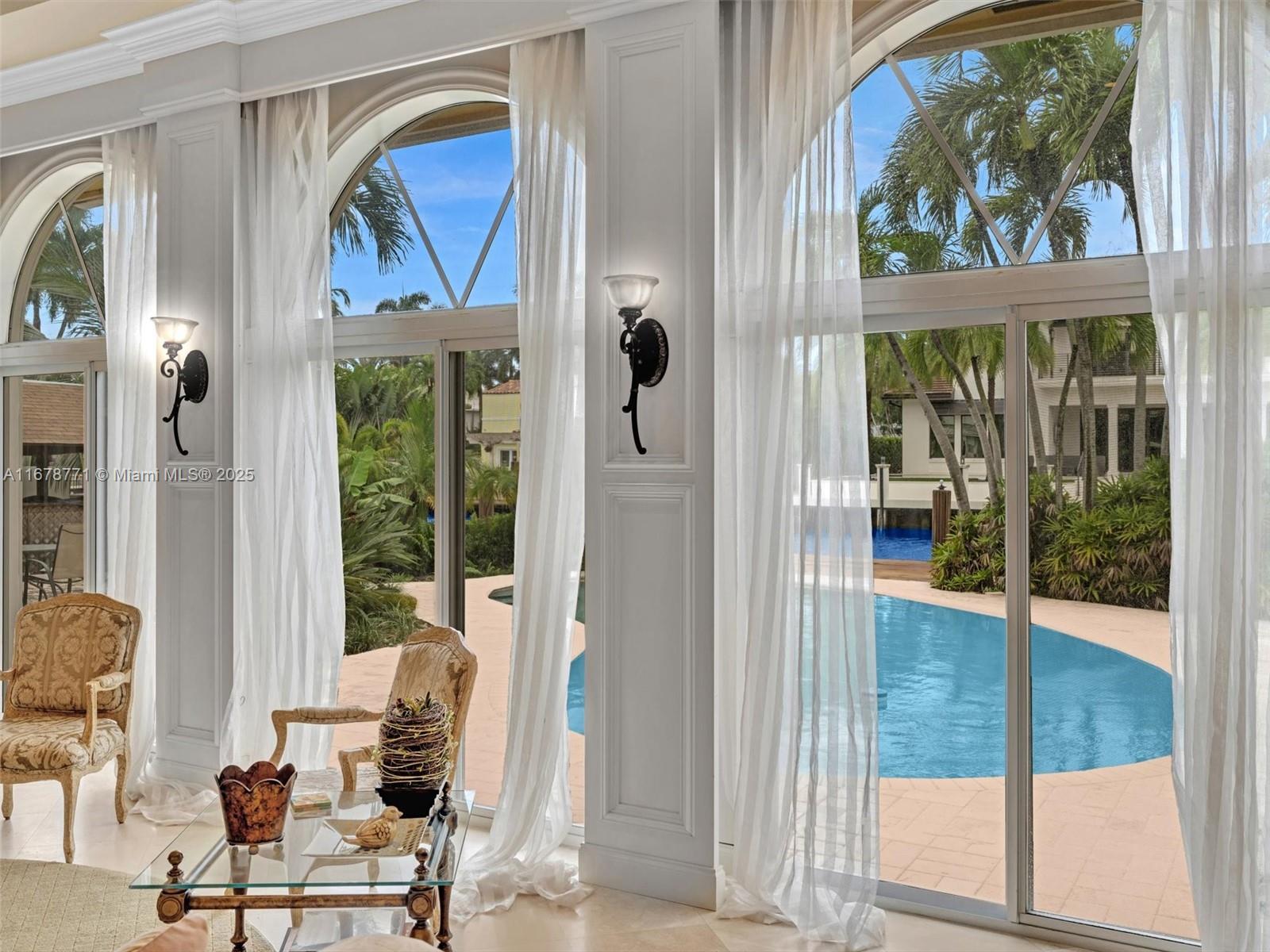 449 Isle Of Palms Dr
