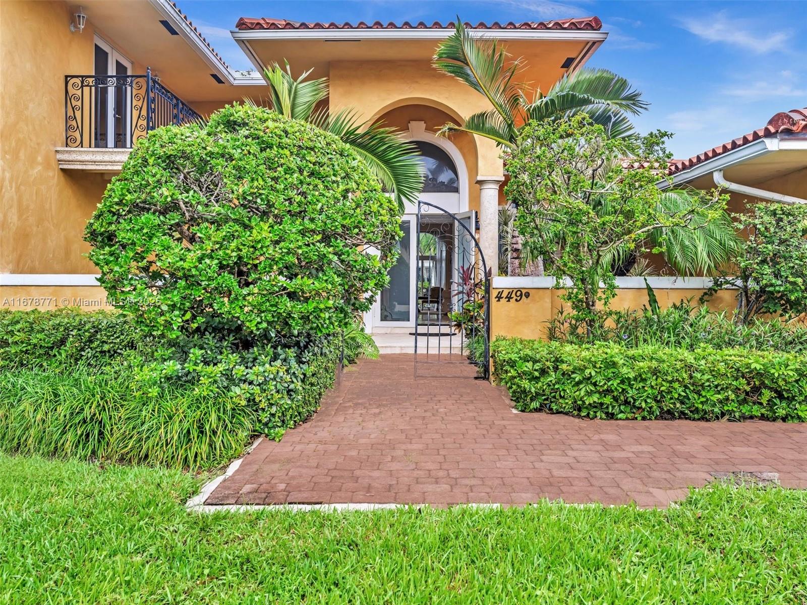 449 Isle Of Palms Dr