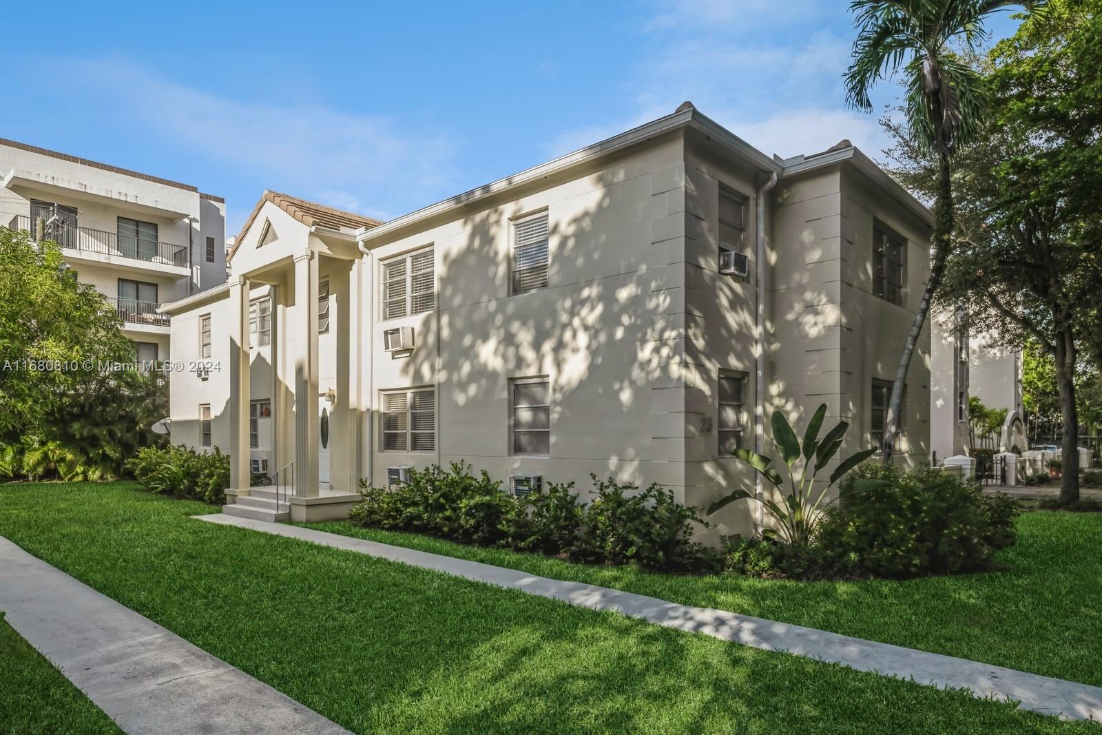 23 Phoenetia Ave # 4