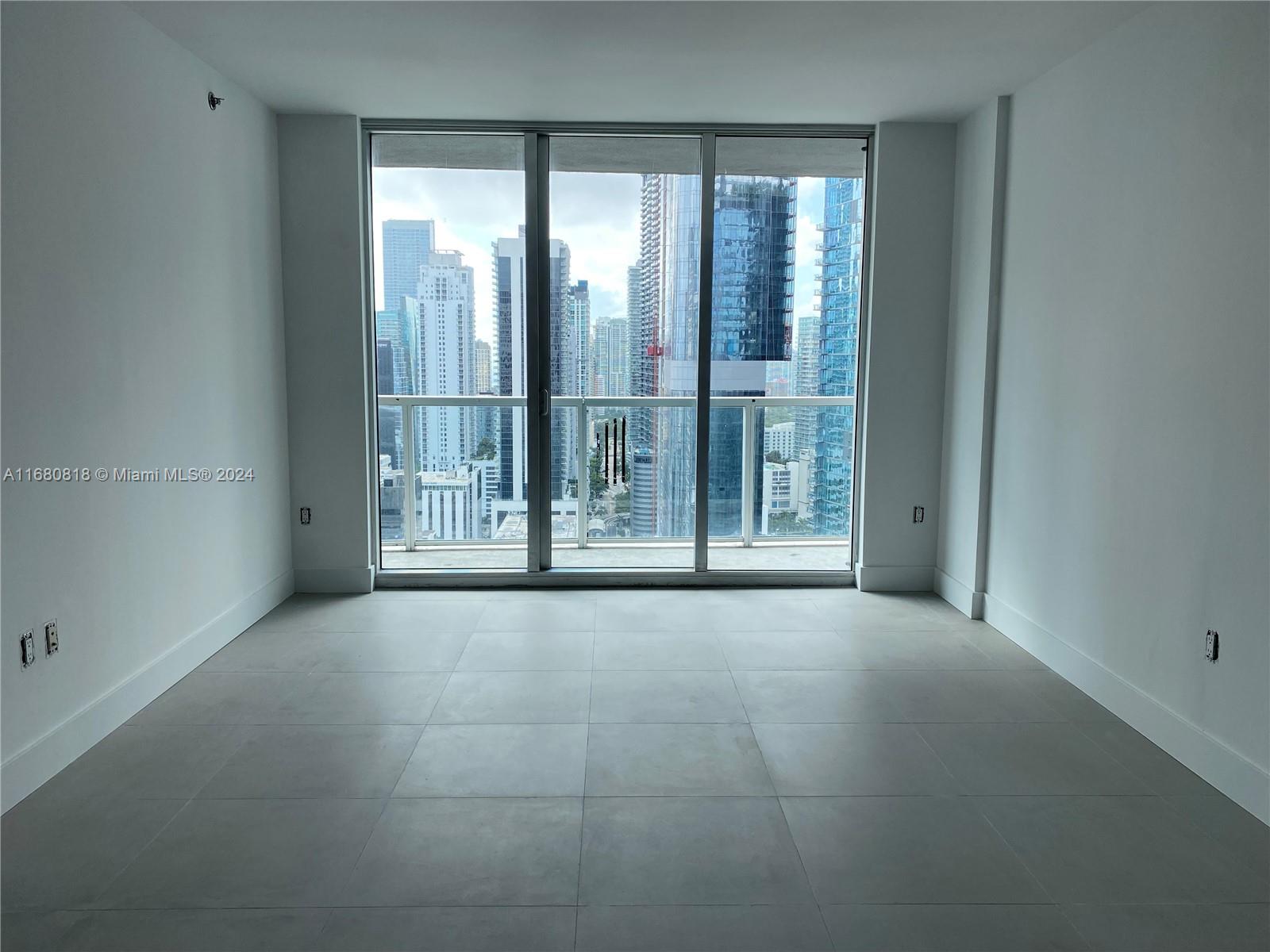 55 SE 6 ST # 3504