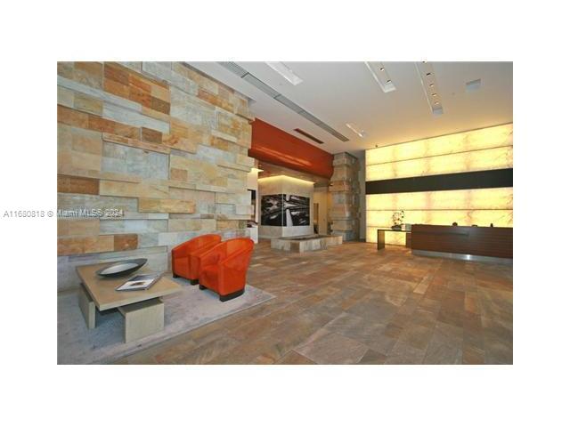 55 SE 6 ST # 3504