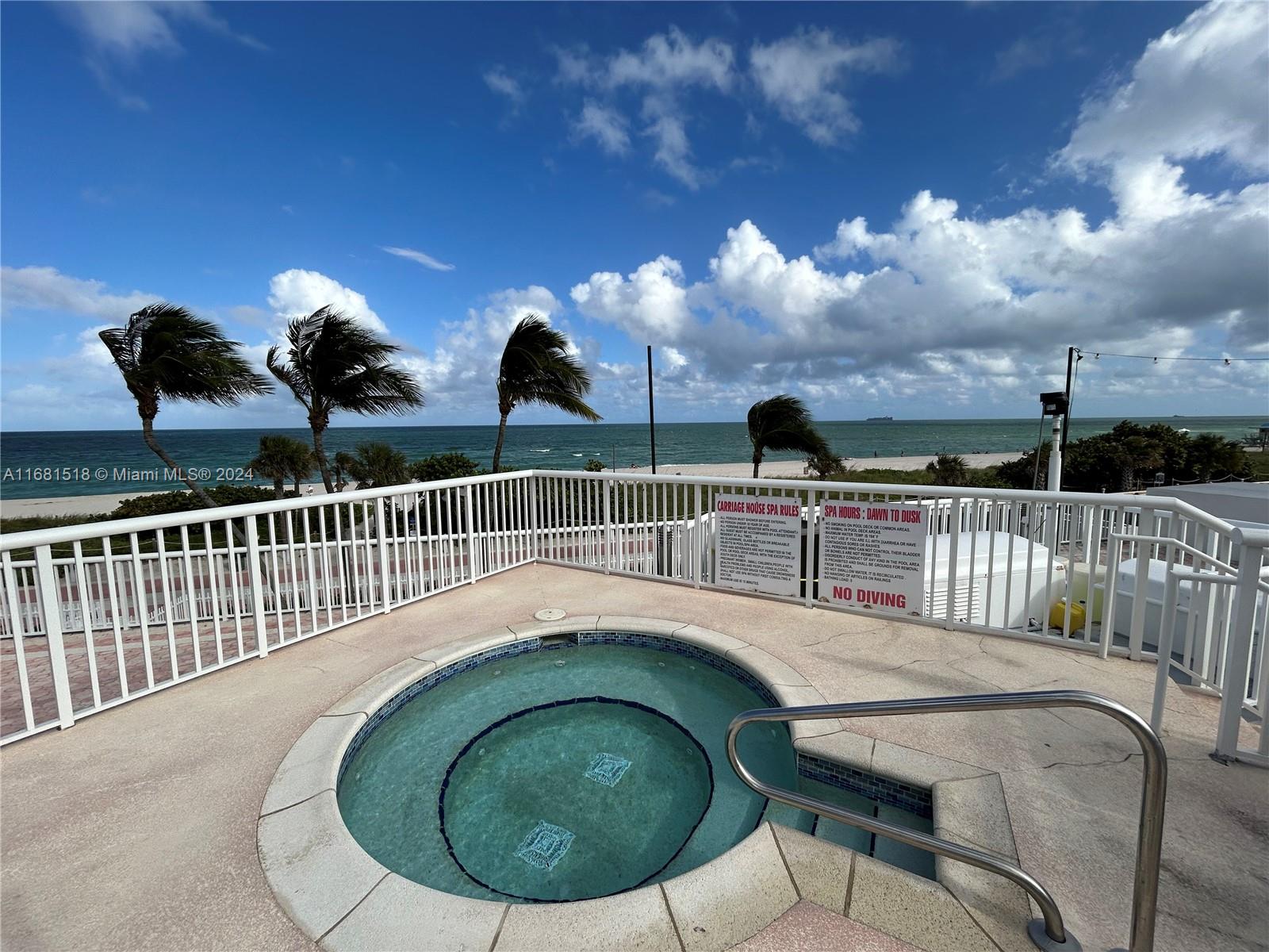 5401 Collins Ave # 324