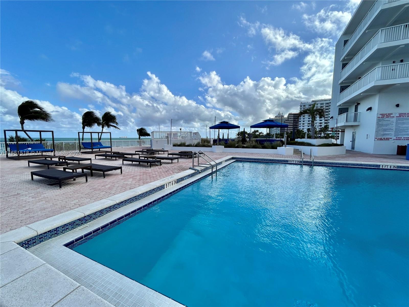 5401 Collins Ave # 324