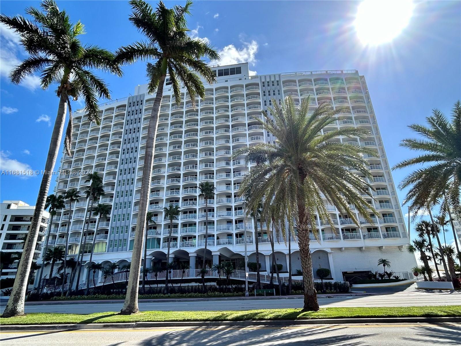 5401 Collins Ave # 324
