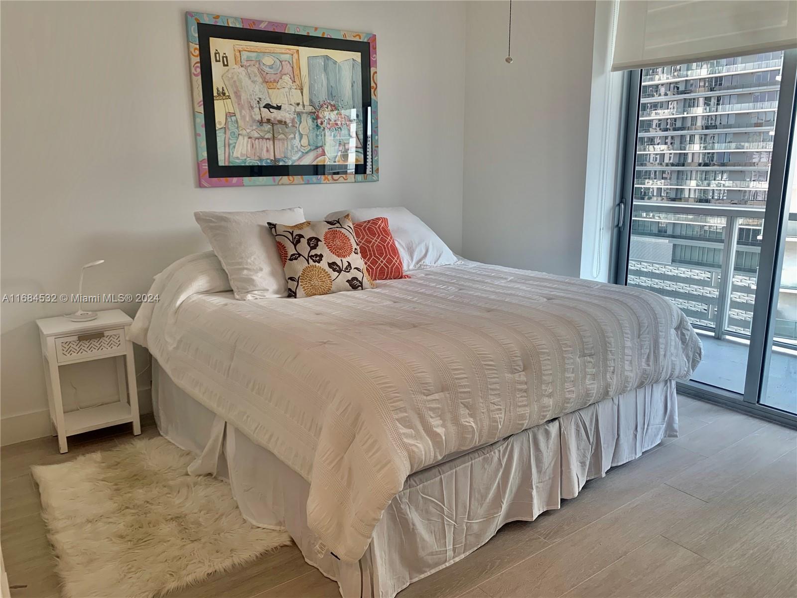 1111 SW 1 AV Unit: 2419-N