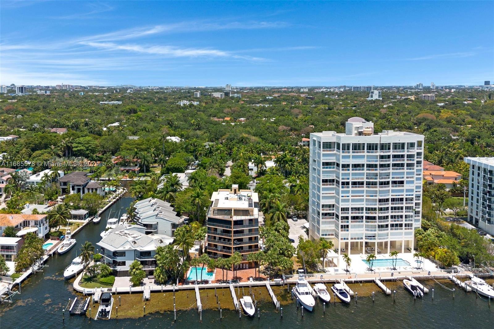 1700 S Bayshore Ln # 2A
