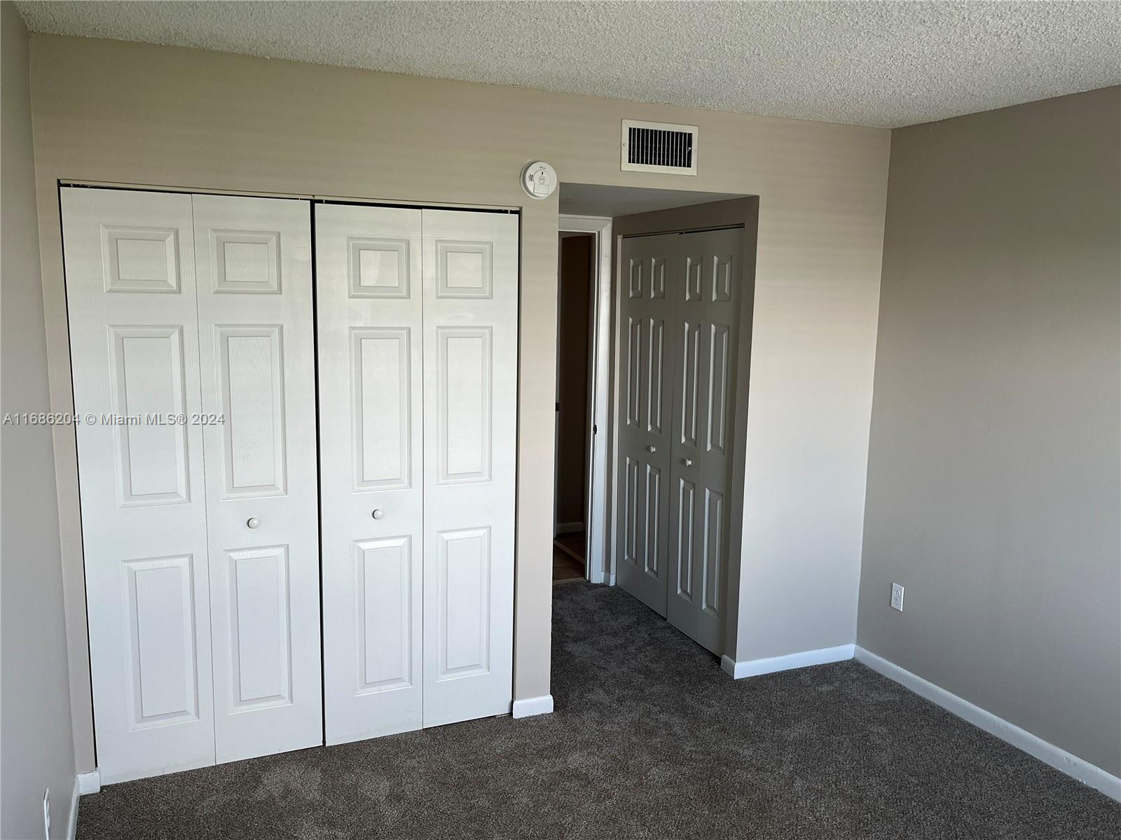 496 NW 165th St Rd # 612 Unit: D-612