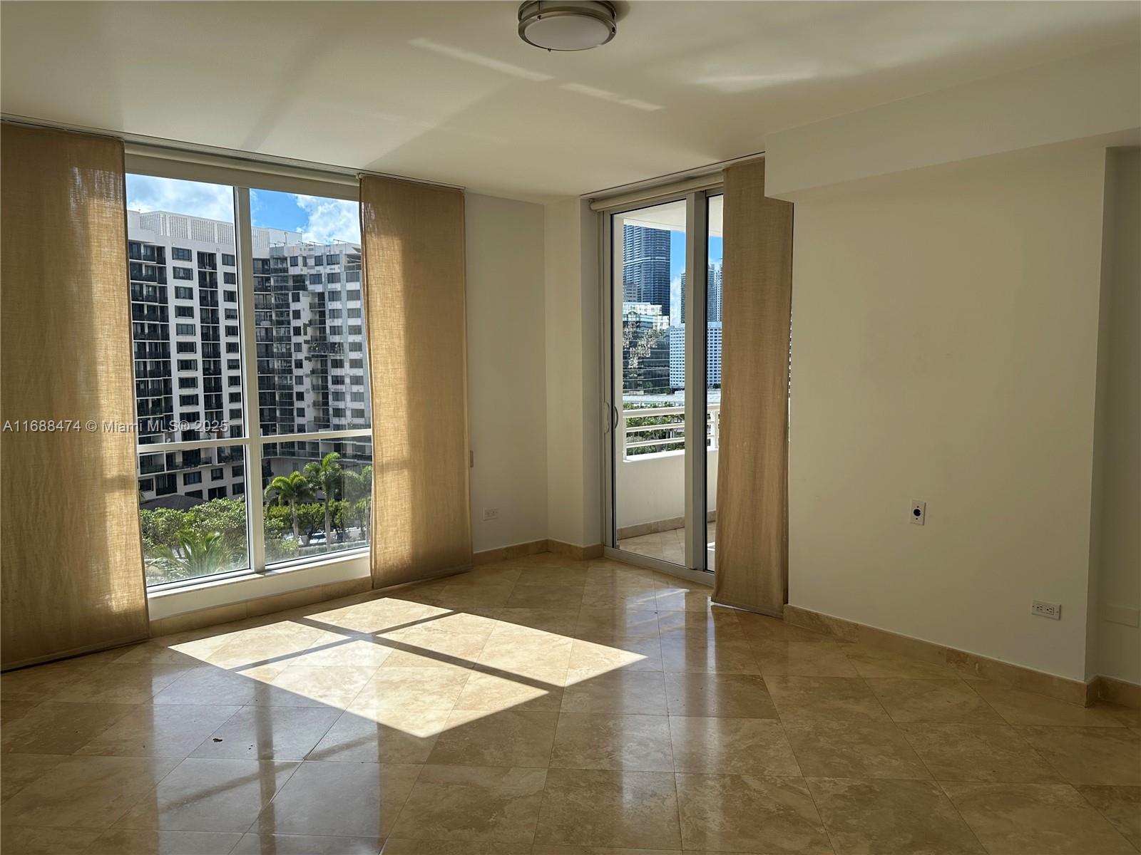 848 Brickell Key Dr # 1005
