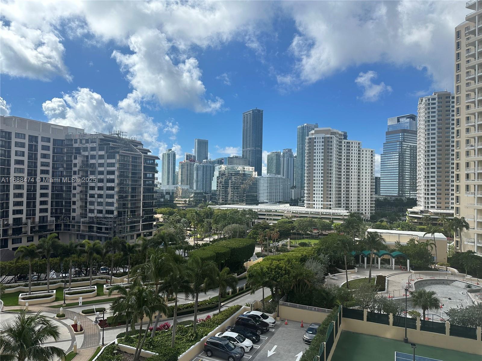 848 Brickell Key Dr # 1005