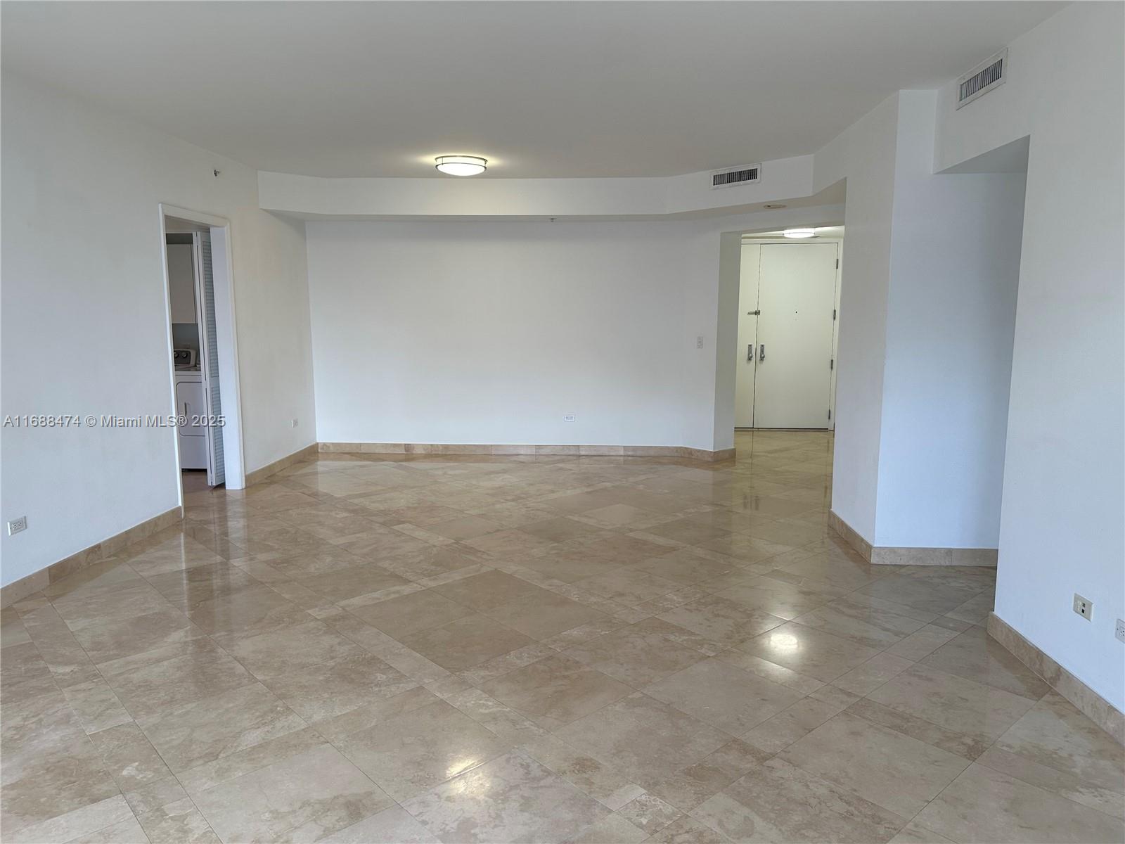848 Brickell Key Dr # 1005