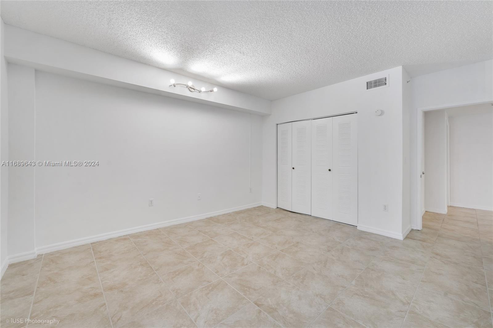 5091 NW 7th St # 05 Unit: TS-05