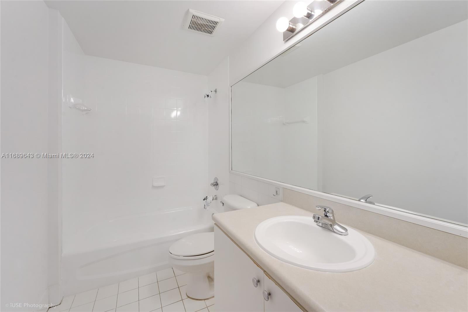 5091 NW 7th St # 05 Unit: TS-05