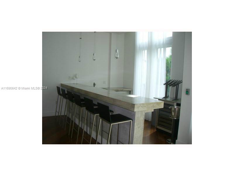 234 NE 3 ST # 1809